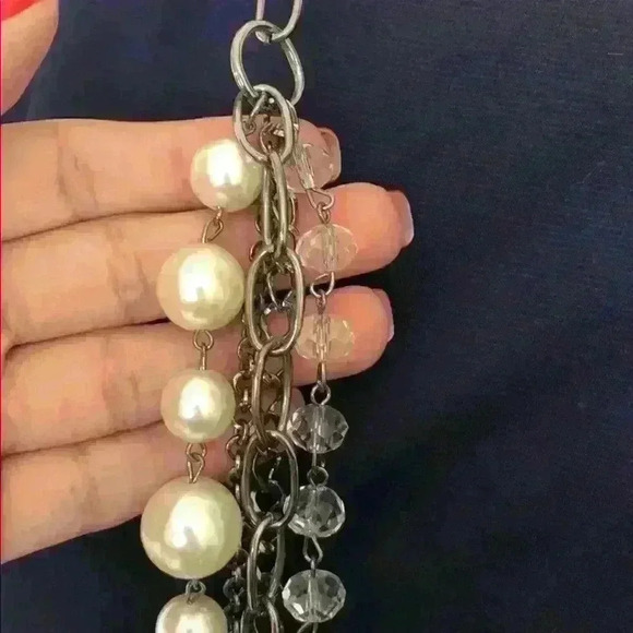 5 Layered Statement Pearl Crystal Necklace - Picture 5 of 7